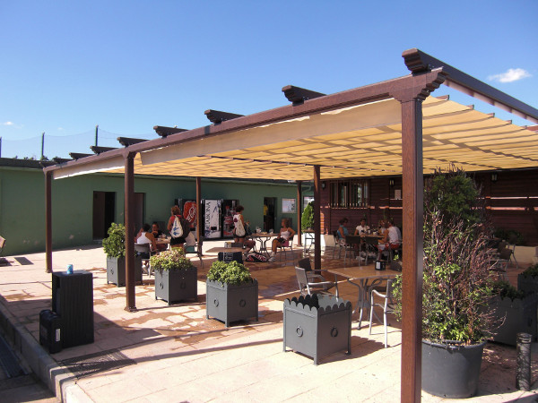 pérgola como espacio para celebraciones